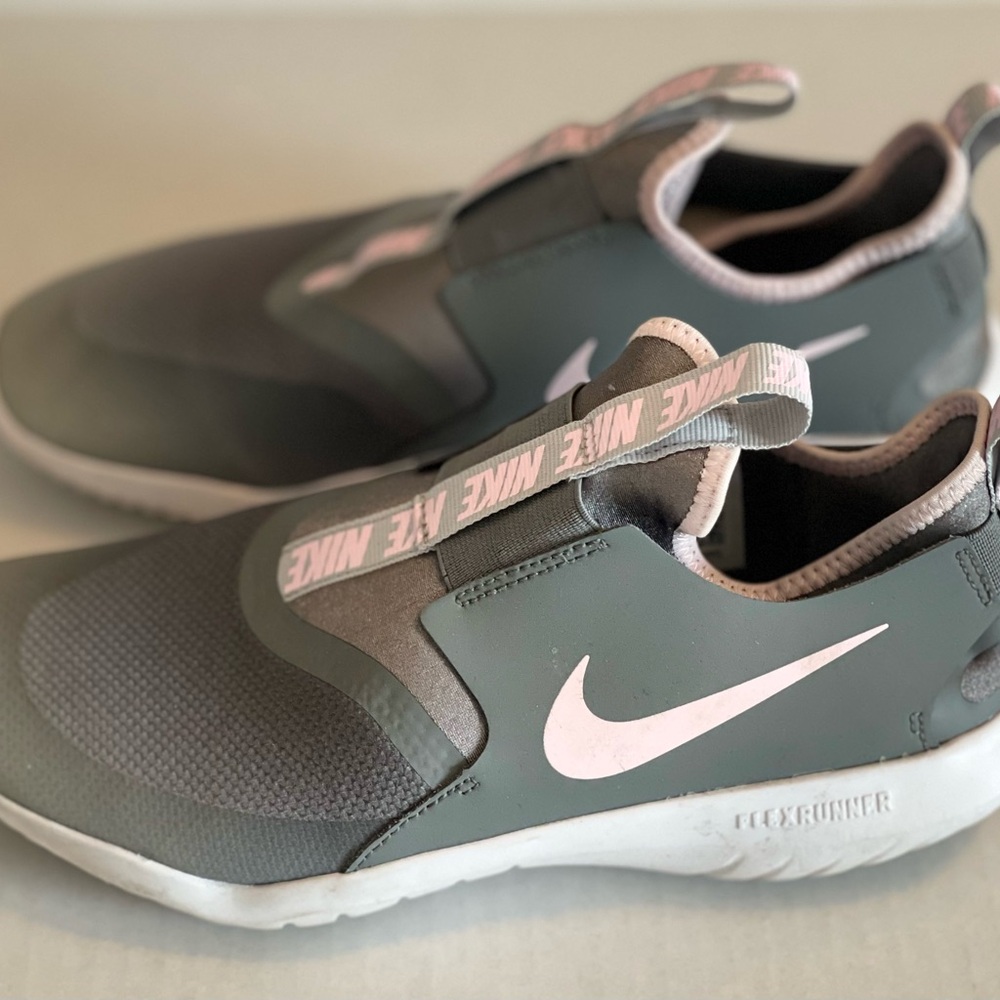 Nike Flex Runner Dark Gray with Light Pink Accents